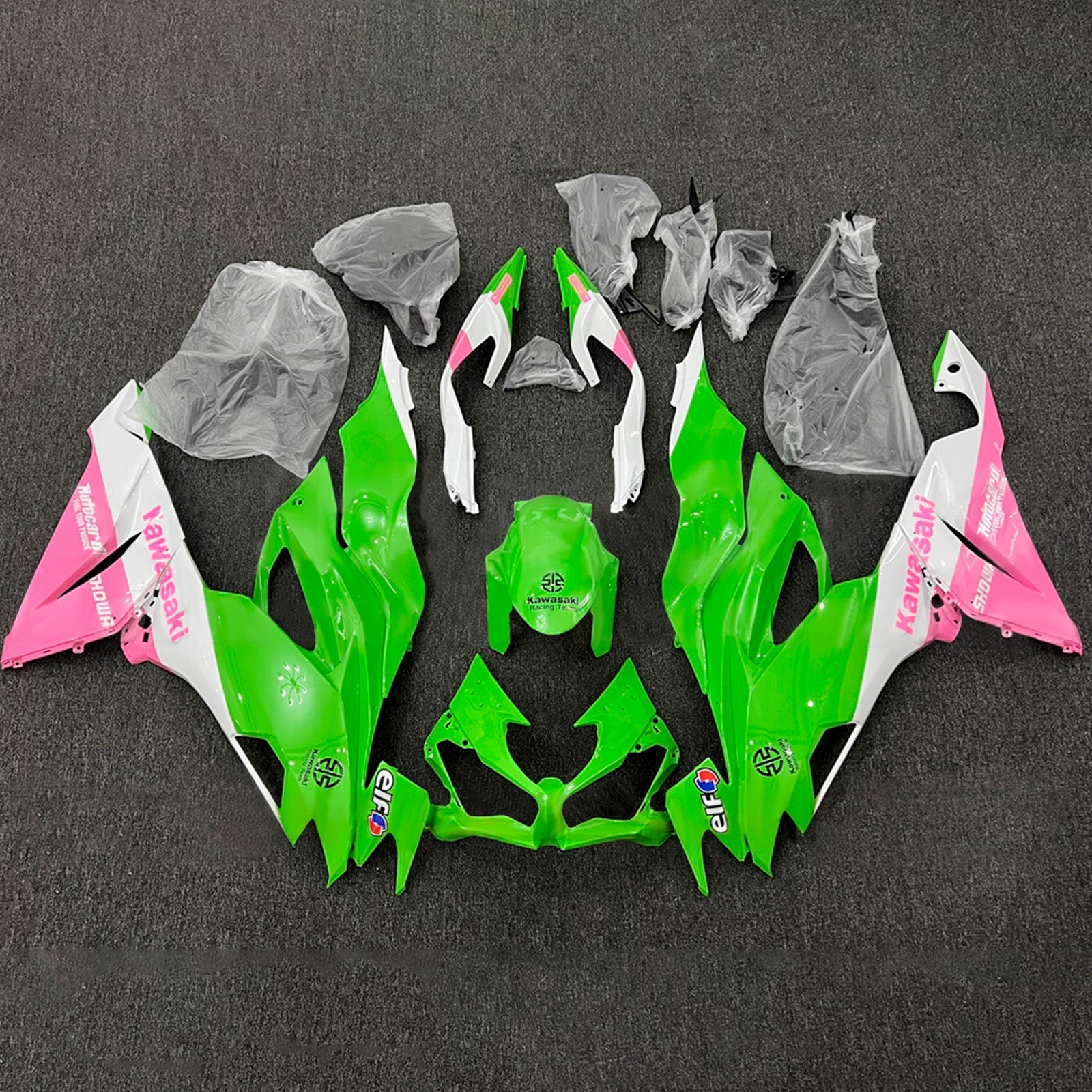 Komplet oklepa z vbrizgano ABS plastiko, združljiv s Kawasaki ZX6R 2019-2023