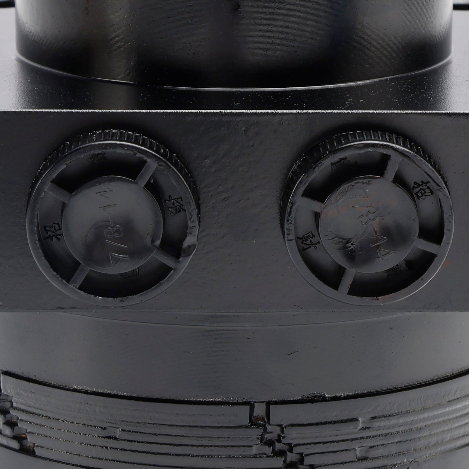 Hidravlični kolesni motor za SCAG 483190 Hydro Gear HGM-15E-3138 Ferris 5100407