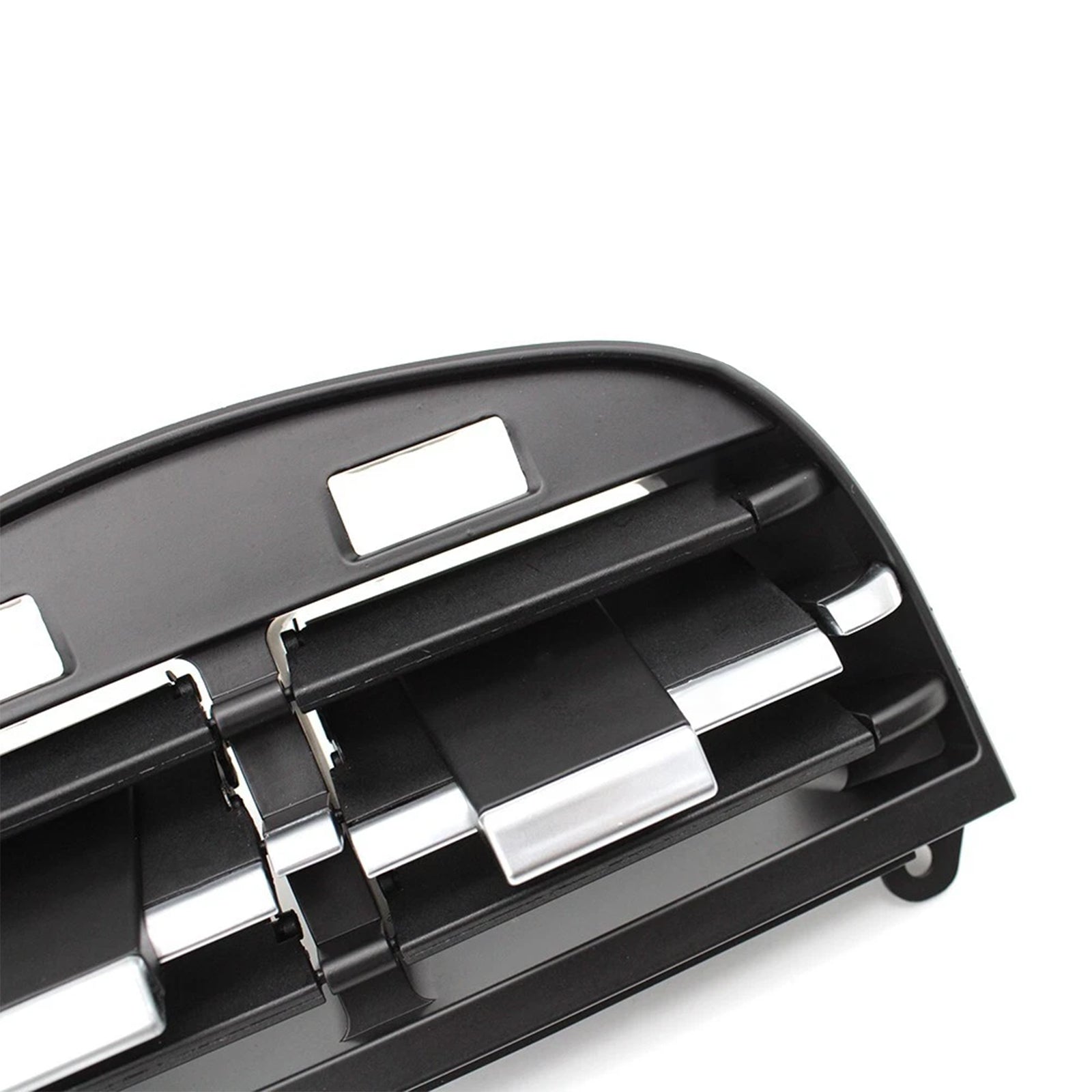 Siatka wentylacyjna tylnej centralnej konsoli Maserati Ghibli 2014-2020