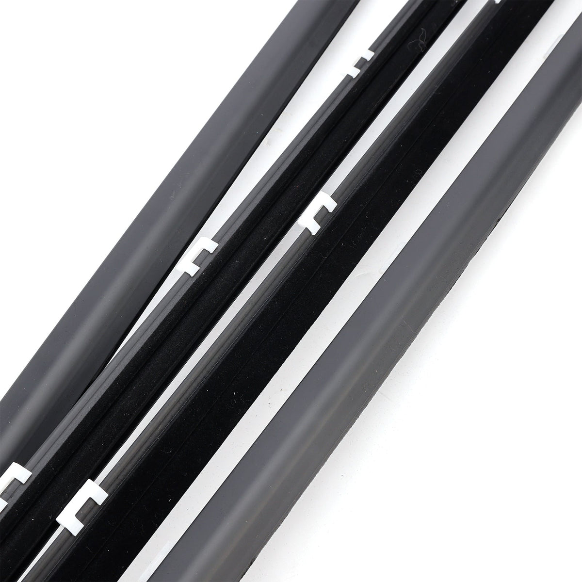 Buitendeurafdichting (4 stuks) voor Kia K3 Forte Cerato 5-deurs (2019-2023) - Onderdeelnummer: 83210M6000