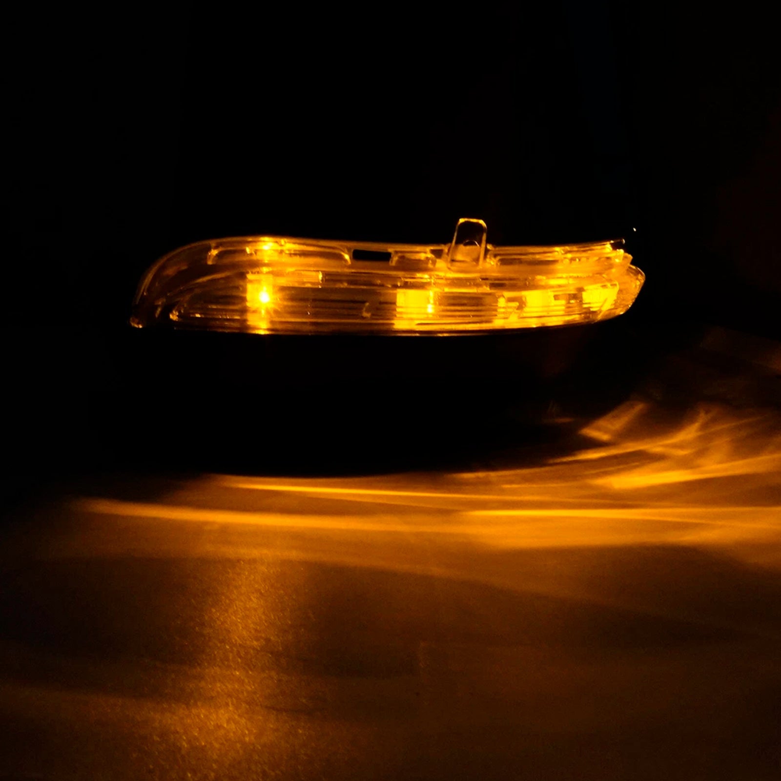 Sygnał zakrętu lewego lustra dla VW Passat B7 2010-2015