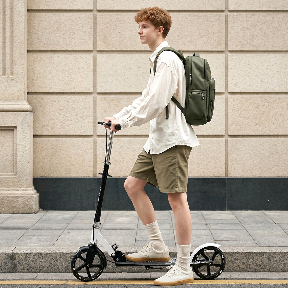 Trottinette Pliable Sans Moteur Violette pour Tous les Âges avec Roues PU Lumineuses Hauteur Réglable et Plateau Antidérapant