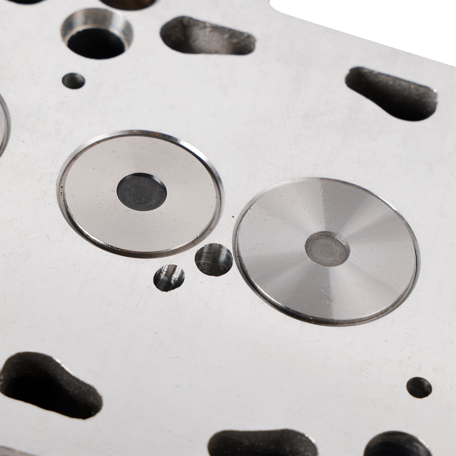 Glava motorja za Volkswagen Crafter 30-35 2.5 TDI (2E, 2F) letniki 2006-2013 - Koda motorja BJJ BJK CEBB BJL CECA CECB BJM - Proizvajalčev del 076103351E