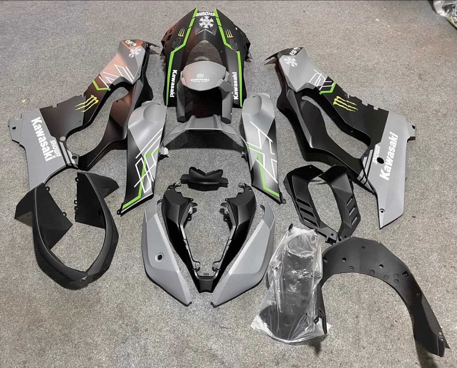 Kit de carénage d'injection Kawasaki ZX-10R ZX-10RR 2021-2024, carrosserie en plastique ABS