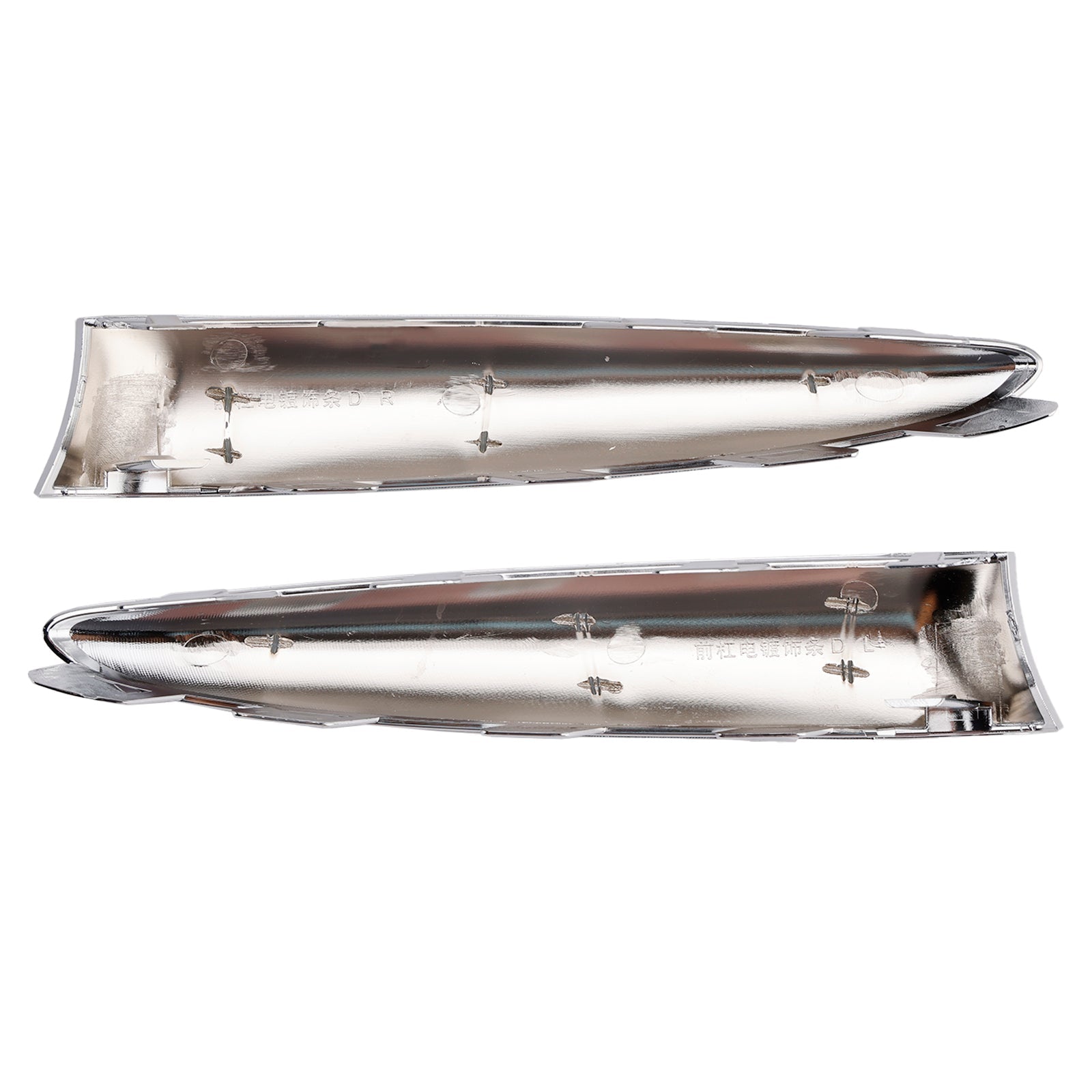 Listwy zderzaka przedniego lewego i prawego chromowane do Fiata 500 Lounge (sierpień 2015 - 2020).