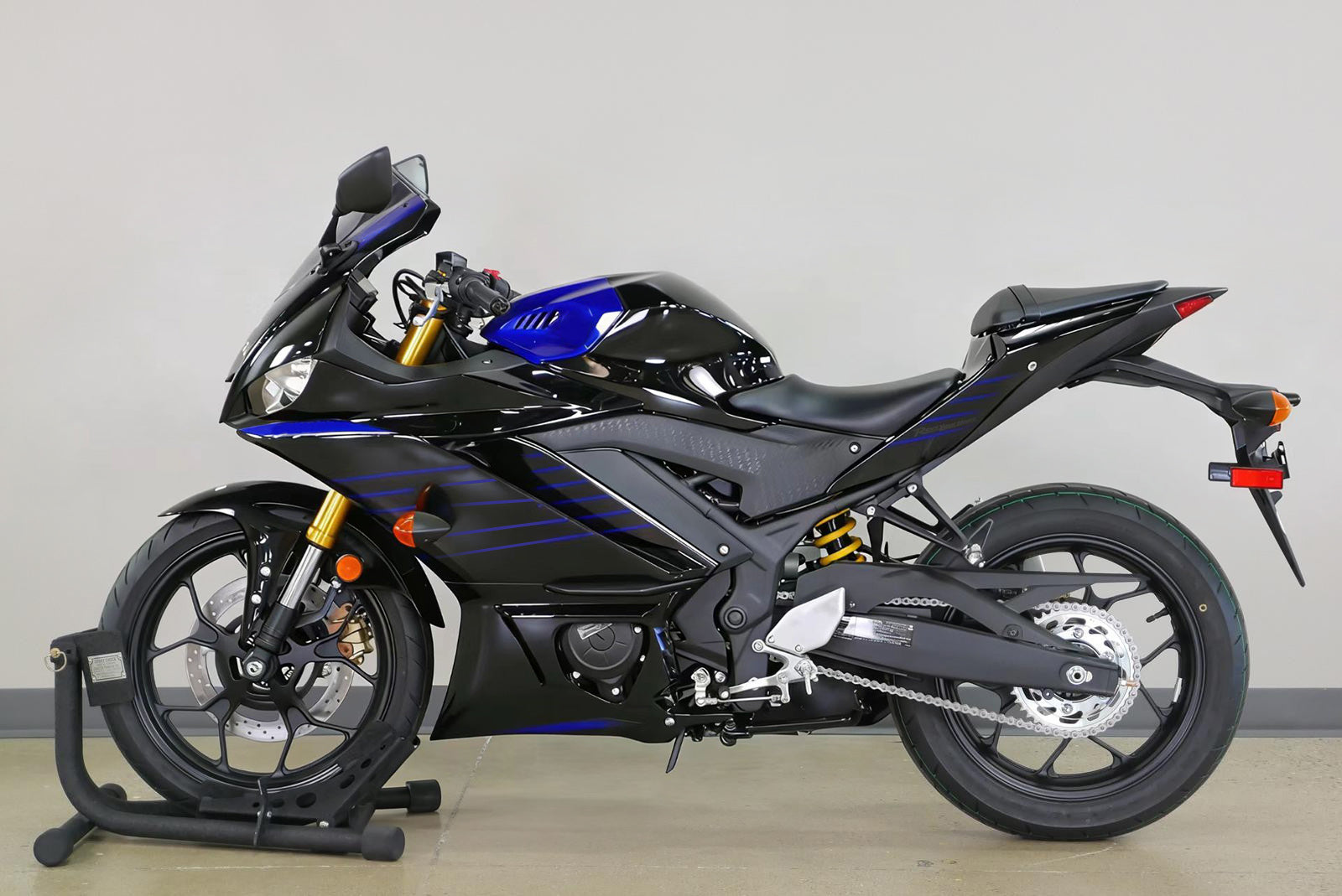 Kit de carénage à injection en plastique ABS pour Yamaha YZF R3 R25 2022-2024