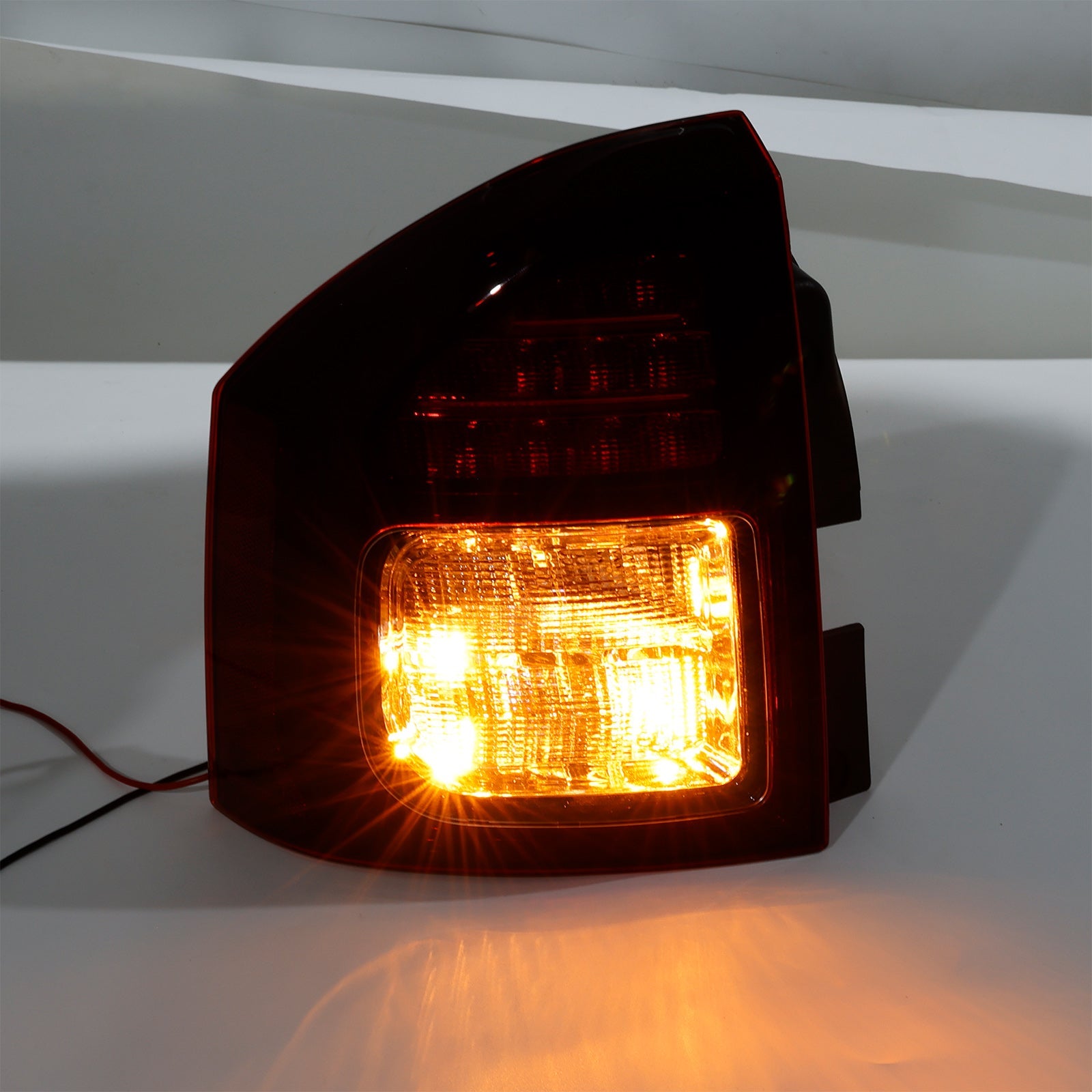 Leva zadnja luč za Jeep Compass 2014-2017