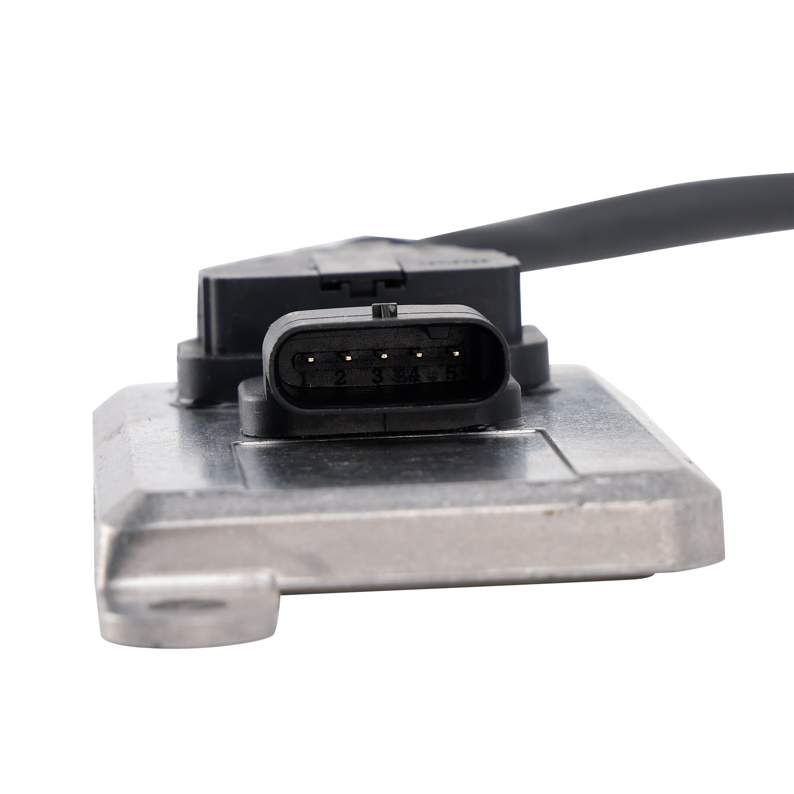 Senzor d'oksid'dušik NOX za tovornjak Isuzu N75 150/190 7.5T 4X2 8983023940