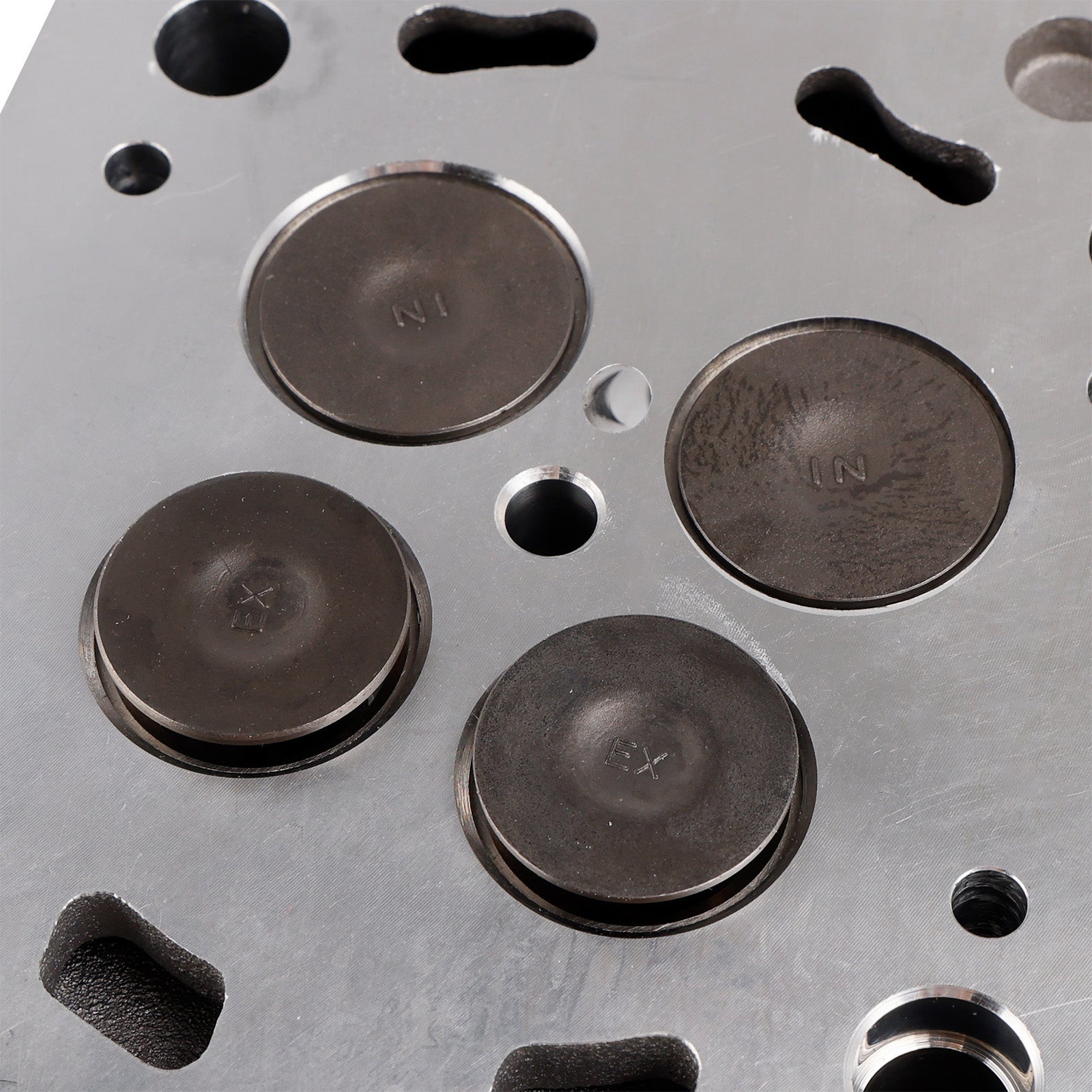 Popolna glava valja 03L103351D za VW Multivan Van V VI T5 T6 2.0 TDI 16V CFCA