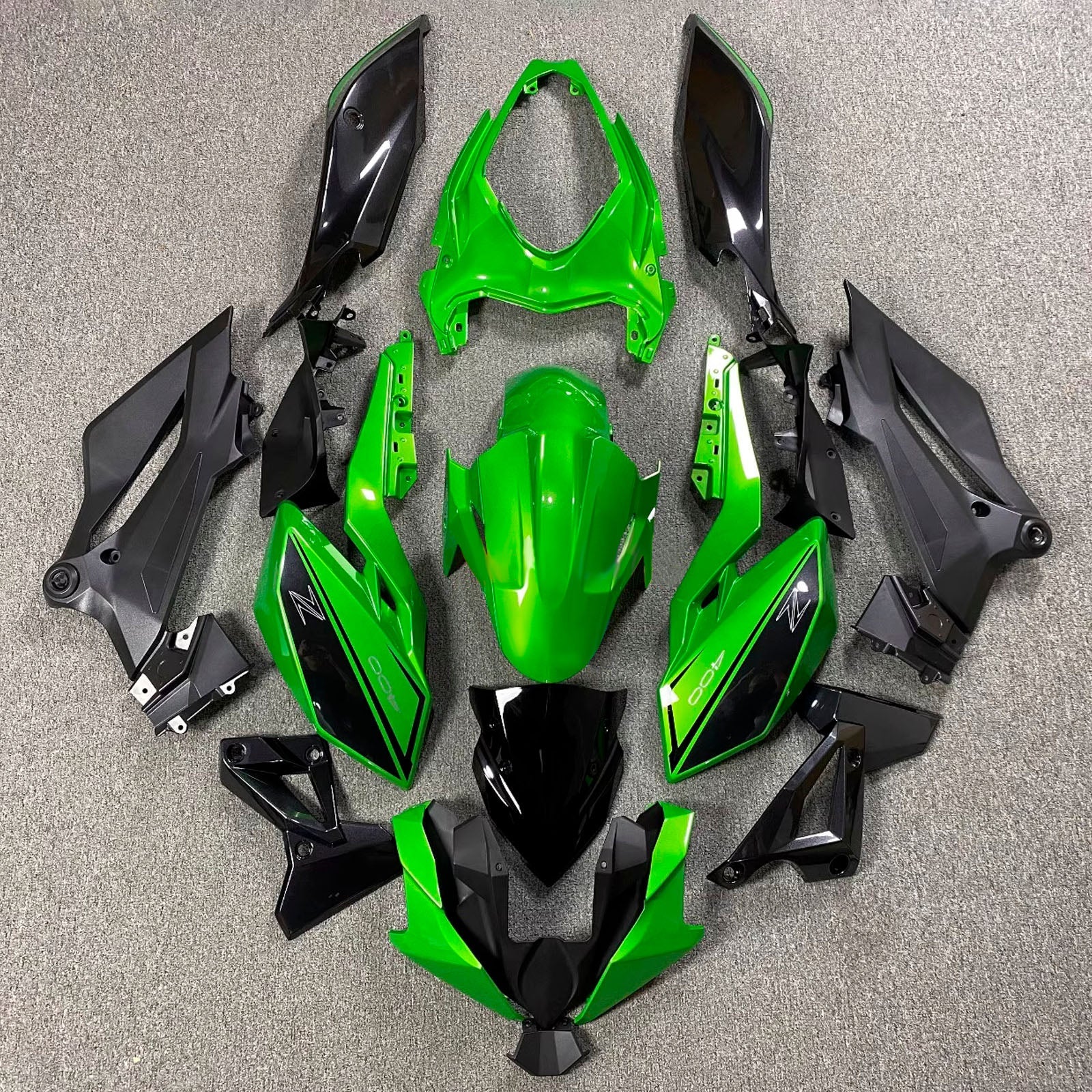 Kit de carénage injecté en plastique ABS compatible avec Kawasaki Z400 2018-2024