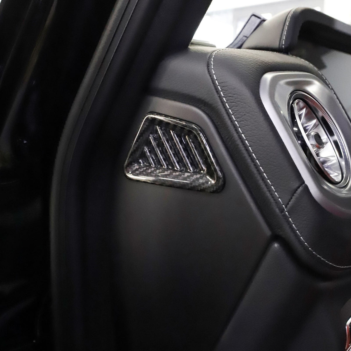 Frontseitiger Lufteinlass aus Kohlefaser für Mercedes-Benz W464 Und W465 (2019–2026)