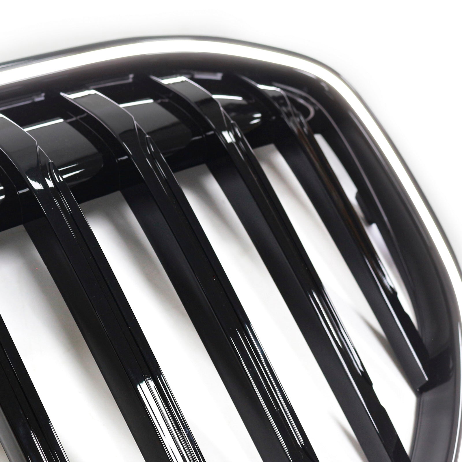 Grilla delantera negra brillante con tiras individuales para BMW 7 G12 Series 2019-2022 Versión de distancia entre ejes larga