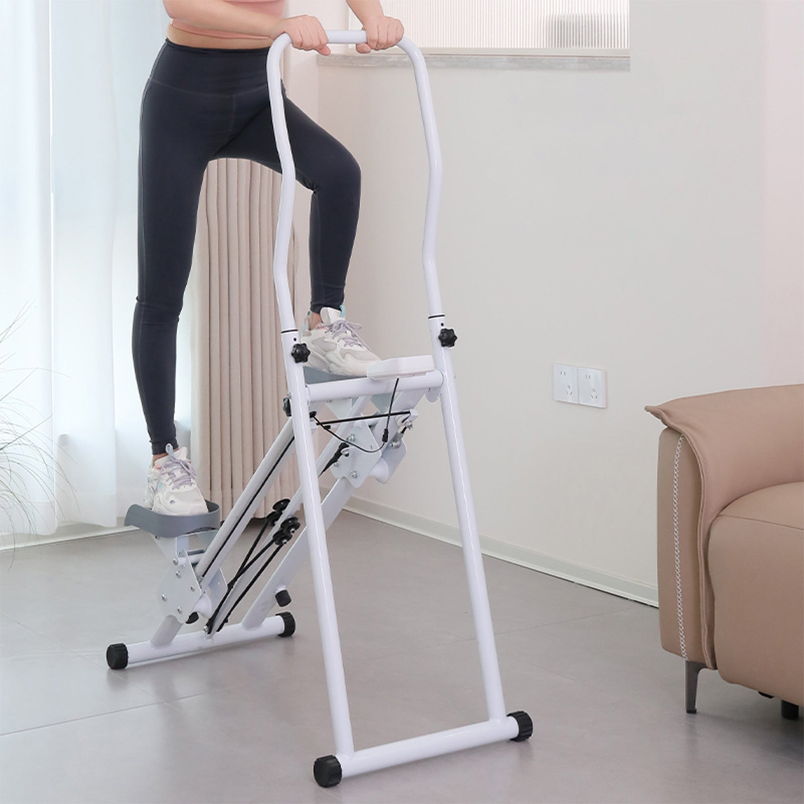 Verticale klimmachine voor homegym