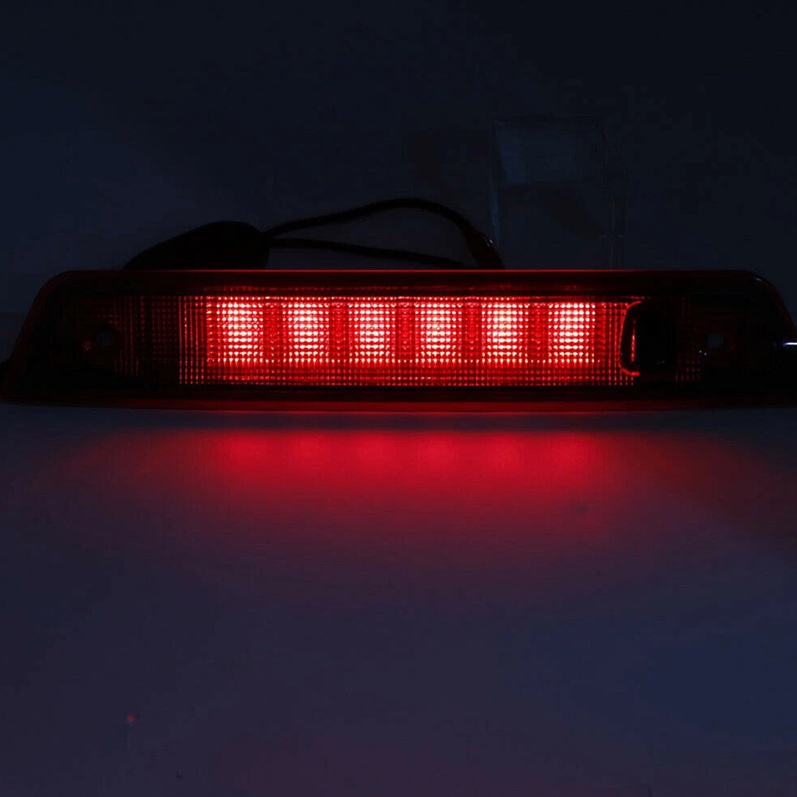 Tercera luz de freno LED roja para Jeep Grand Cherokee 2005-2010 (55157397AD)