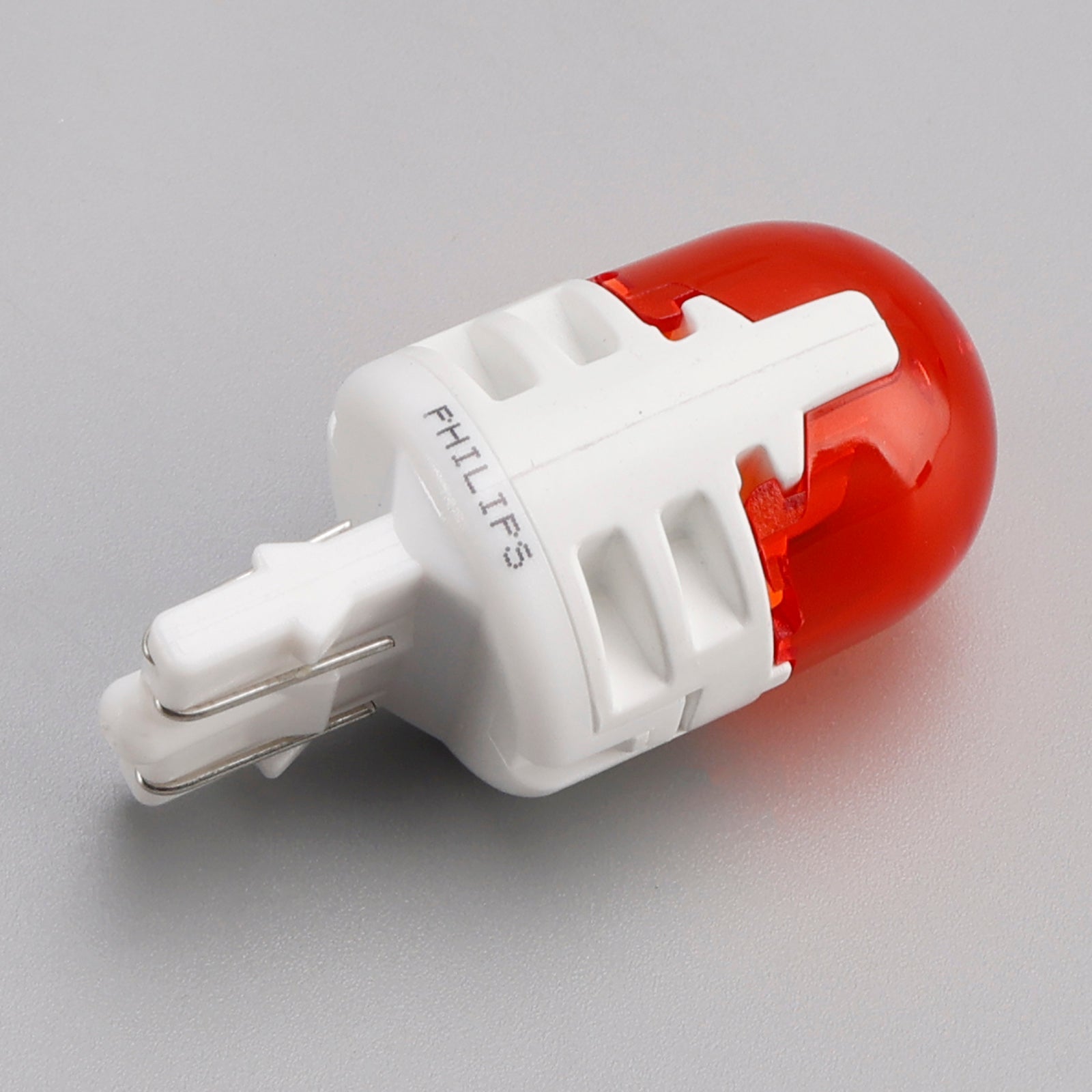 Ultinon Pro6000 AMBER LED -auton ajovalo W21/5W 11066AU60 PHILIPSille