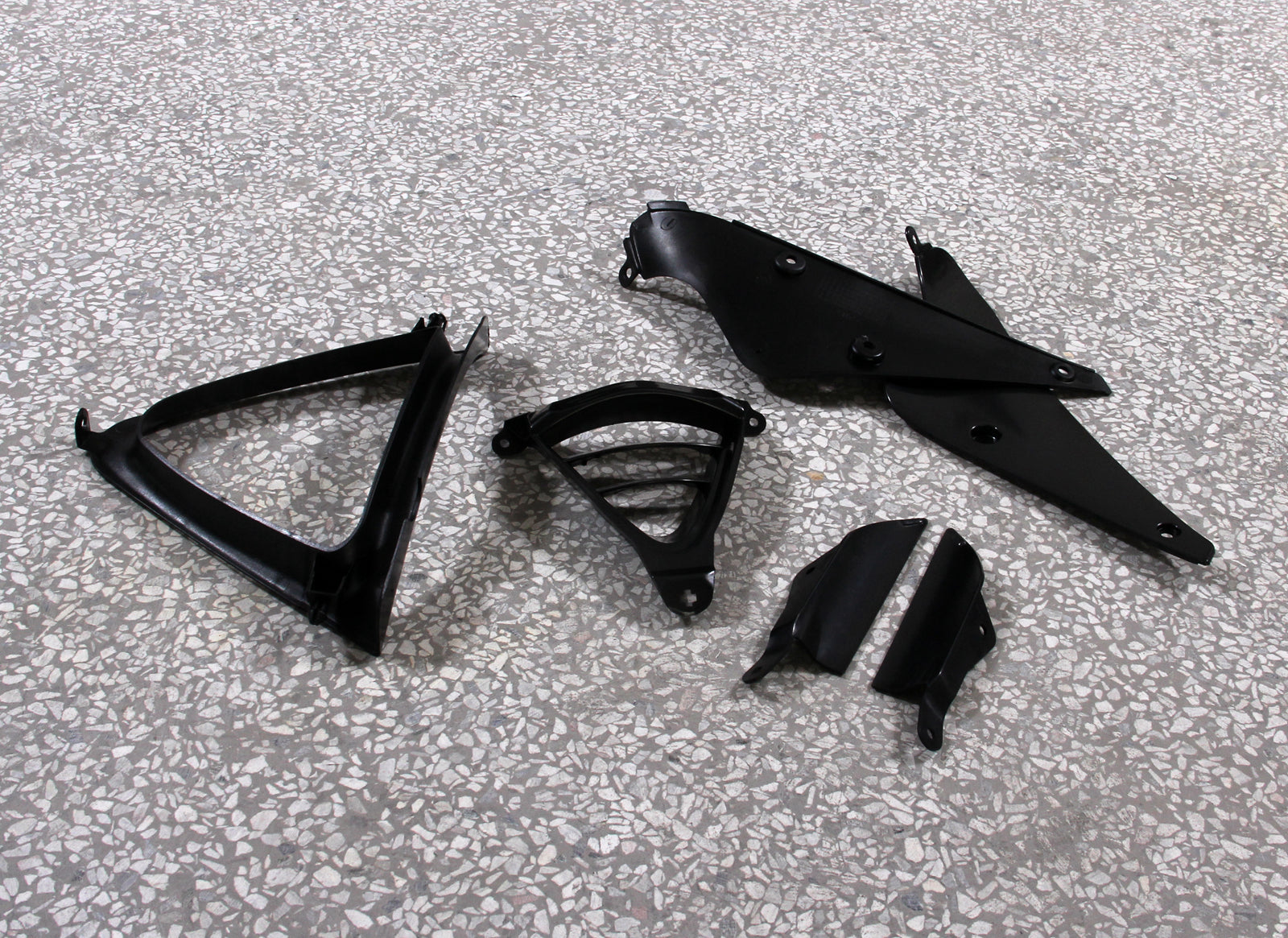 Carénages Amotopart 2009-2012 Triumph Daytona Noir 675 Generic