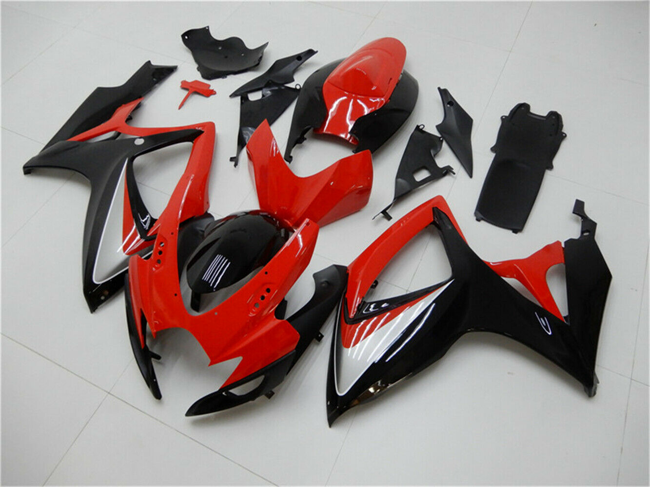 Amotopart Carena Suzuki GSXR600/750 2006-2007 Kit Plastiche Iniezione Rosso Nero Generico