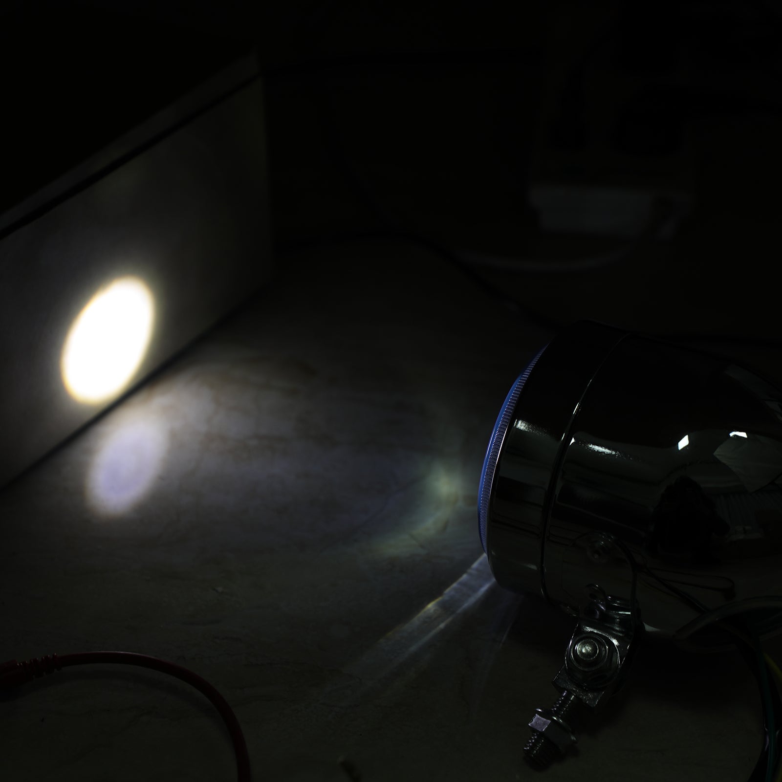 Faro de proyector de motocicleta 4,3 "U5 12V LED lámpara de cabeza antiniebla de conducción genérica 