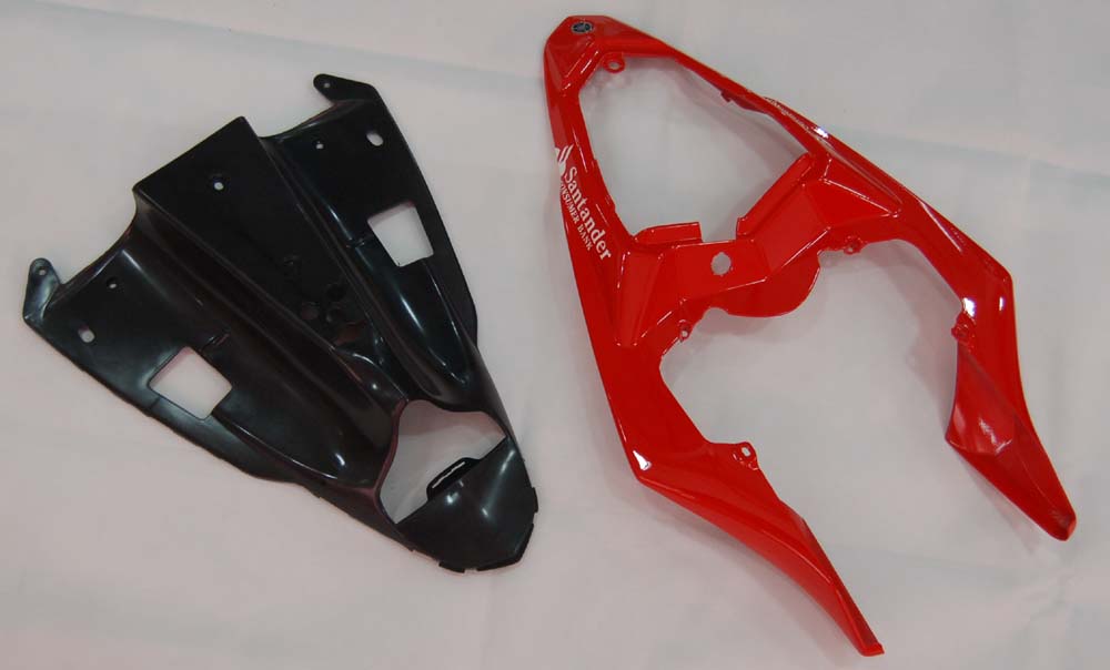 Carénages Amotopart 2009-2011 Yamaha YZF-R1 Rouge Noir Santander Bank R1 Generic