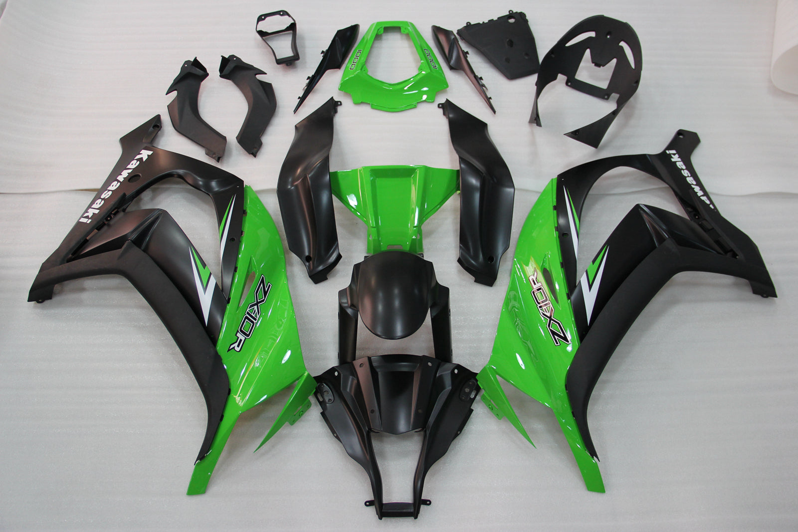 for-ninja-zx10r-2011-2016-green-black-bodywork-fairing-abs-injection-molded-plastics-set-8